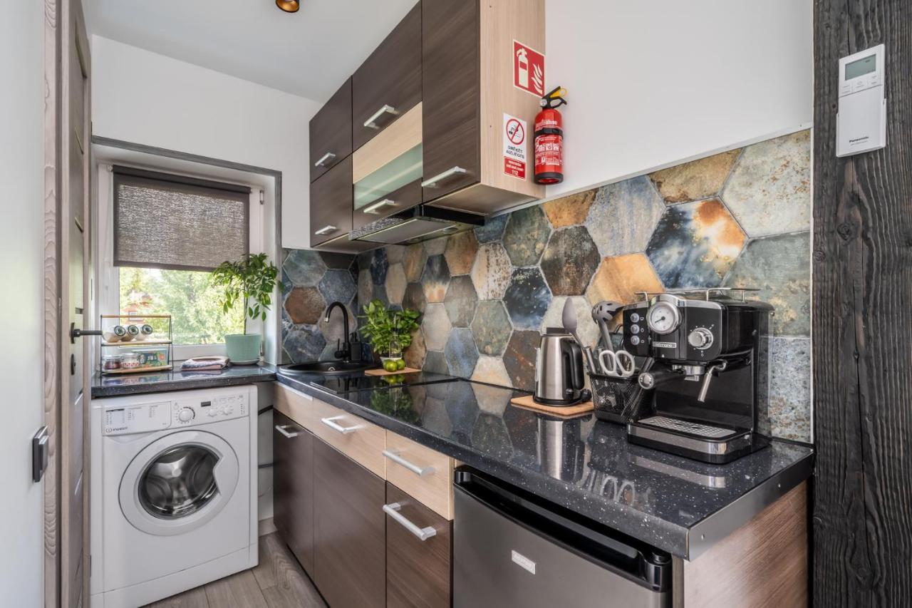 Family Garden House With Free Private Parking & Playground Riga Exterior foto